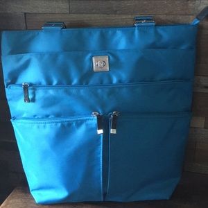 Large turquoise Baggallini tote purse